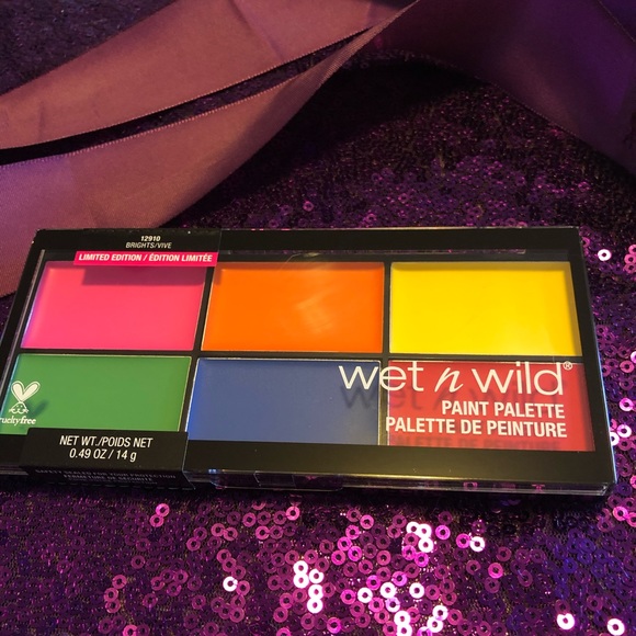 Wet n Wild Paint Palette - Picture 2 of 6